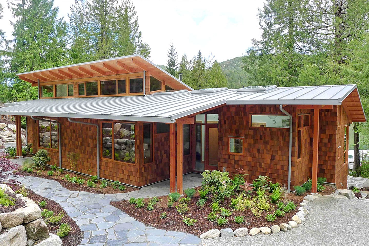 Exterior of Timber Frame Log Home, BC Log Home Builder.