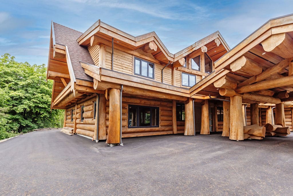 Log Home Builder post and beam custom build in Richmond BC.